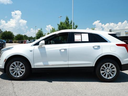 Used 2019 Cadillac XT5 FWD image 9