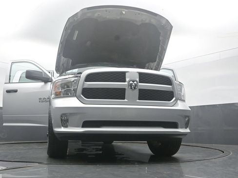 Used 2018 RAM 1500 Express w/ Express Value Package AWD/4WD image 56