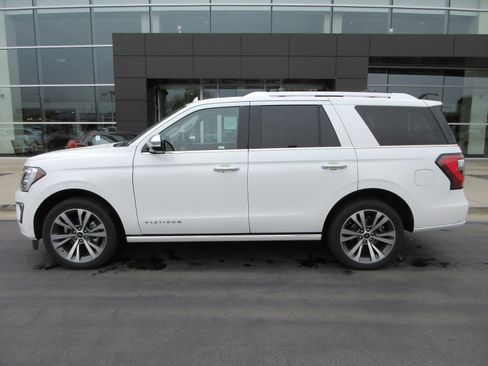 Used 2021 Ford Expedition Platinum AWD/4WD image 4