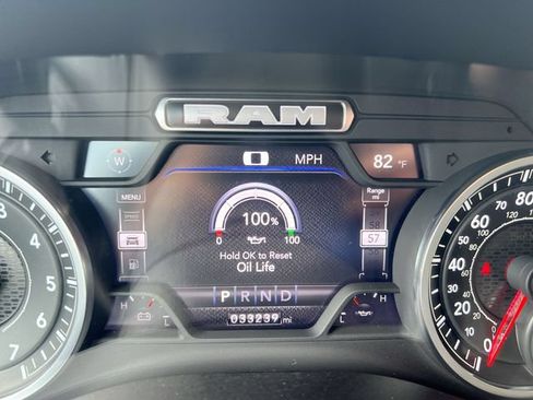 Used 2023 RAM 1500 Big Horn AWD/4WD image 12