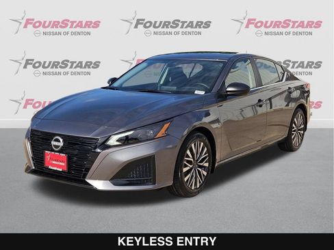 New 2026 Nissan Altima 2.5 SV FWD image 9