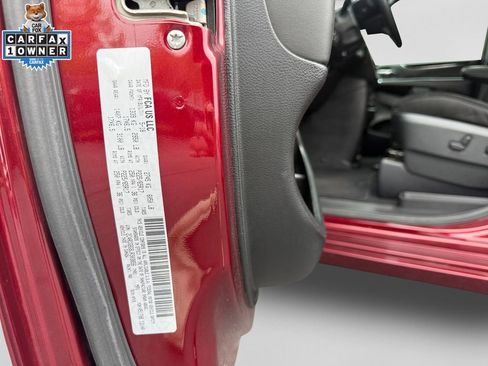 Used 2018 Dodge Grand Caravan SE FWD image 24