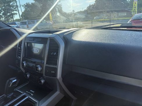 Used 2017 Ford F150 Lariat w/ Equipment Group 502A Luxury AWD/4WD image 20