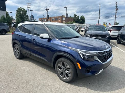 Certified 2024 Kia Seltos S AWD/4WD image 1