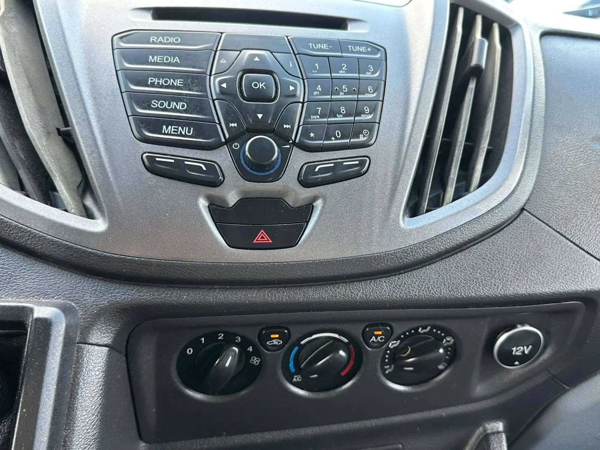 Used 2018 Ford Transit 150 XL RWD image 19