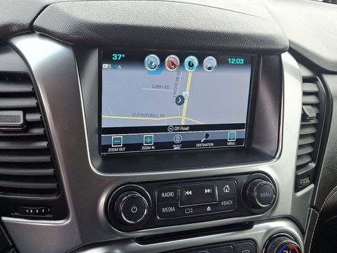 Used 2018 Chevrolet Tahoe LT image 18