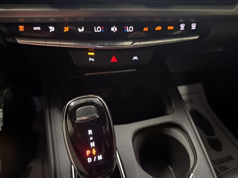 Used 2025 Cadillac XT4 Premium Luxury FWD image 24