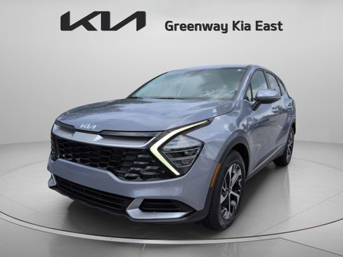 Certified 2024 Kia Sportage EX FWD image 9