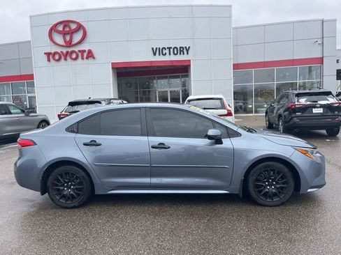 Used 2024 Toyota Corolla LE image 3