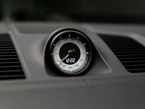 Used 2022 Porsche Cayenne Turbo GT AWD/4WD image 56