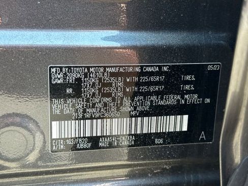 Certified 2023 Toyota RAV4 LE AWD/4WD image 22