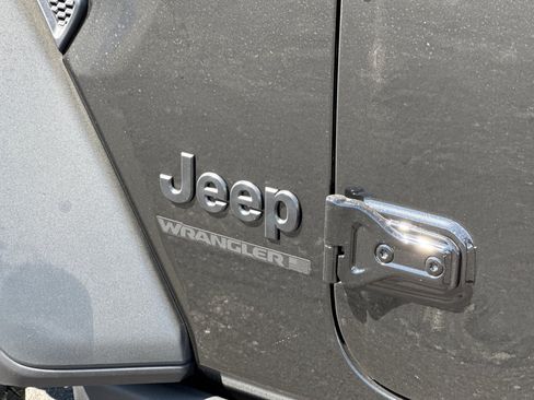 New 2026 Jeep Wrangler Unlimited Sport AWD/4WD image 24