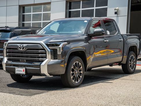 New 2026 Toyota Tundra Limited AWD/4WD image 3