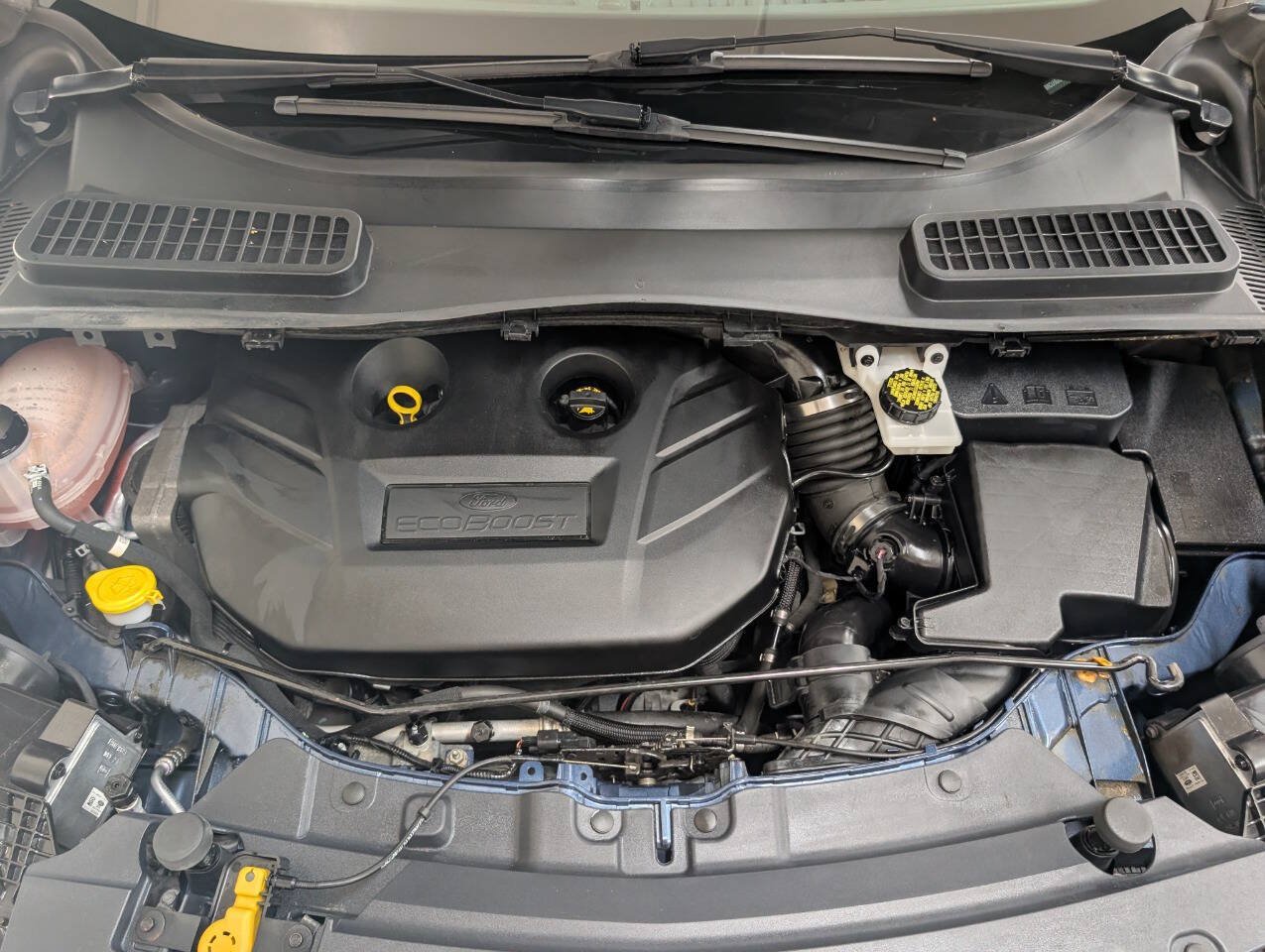 Used 2018 Ford Escape Titanium w/ Ford Safe & Smart Package AWD/4WD image 26