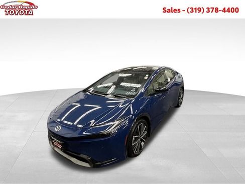 New 2026 Toyota Prius XLE image 4