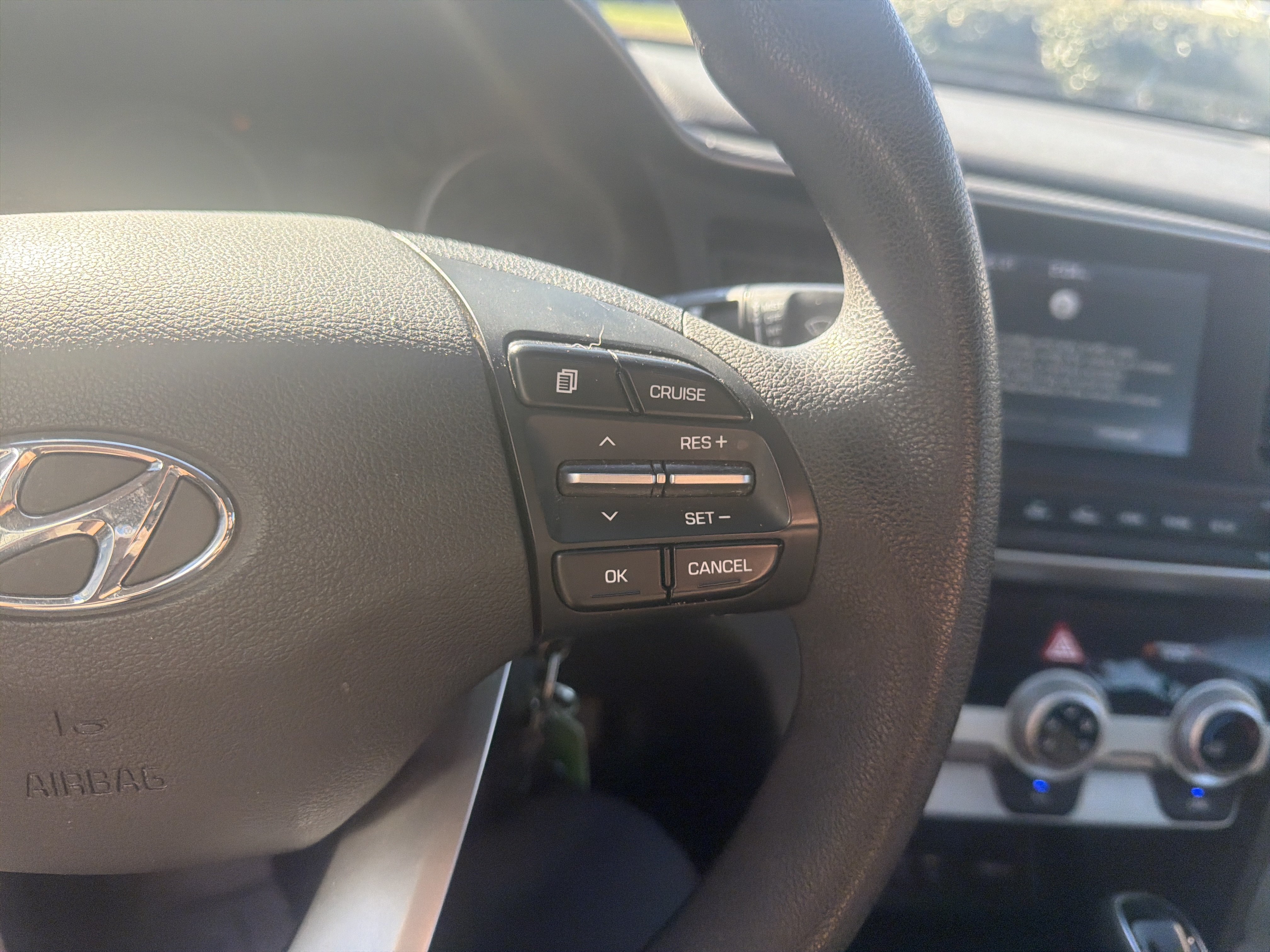 Used 2019 Hyundai Elantra SEL w/ Cargo Package FWD image 19