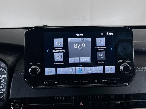 Used 2024 Mitsubishi Outlander SE image 21