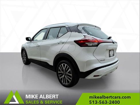 Used 2021 Nissan Kicks SV image 5
