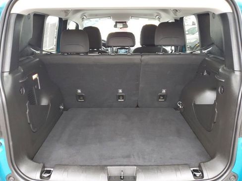 Used 2021 Jeep Renegade Latitude image 28