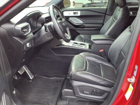 Certified 2021 Ford Explorer ST w/ ST Street Pack image 22