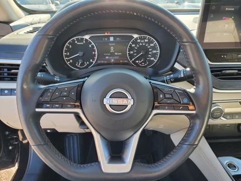 Used 2024 Nissan Altima 2.5 SL image 24