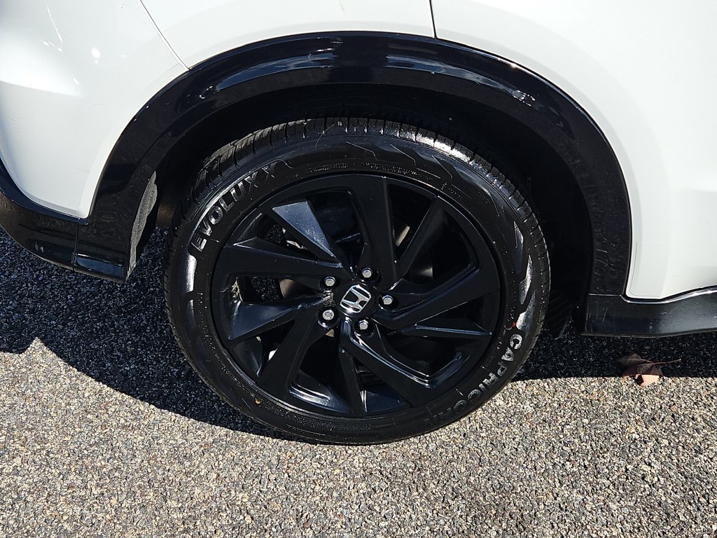 Certified 2022 Honda HR-V Sport image 9