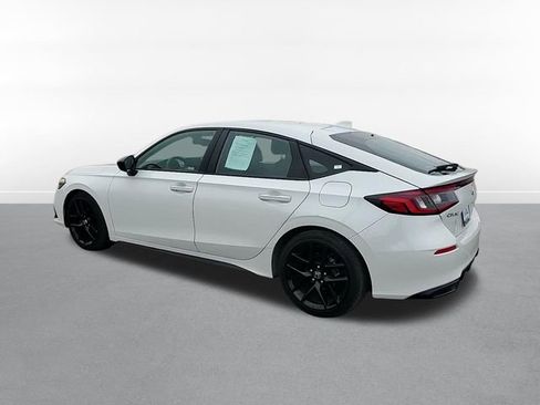 Used 2023 Honda Civic Sport image 5