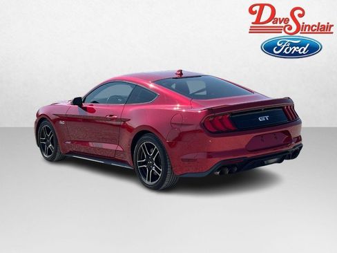Used 2022 Ford Mustang GT Premium w/ Equipment Group 401A RWD image 9