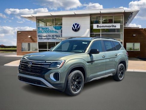 New 2026 Volkswagen Atlas Peak Edition AWD/4WD image 1