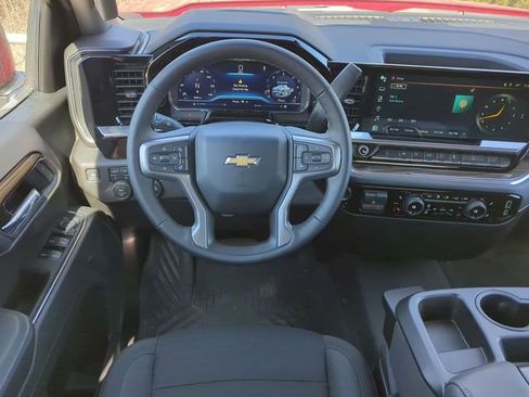 New 2025 Chevrolet Silverado 1500 LT image 16