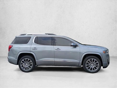 Used 2023 GMC Acadia Denali w/ Denali Ultimate Package image 4