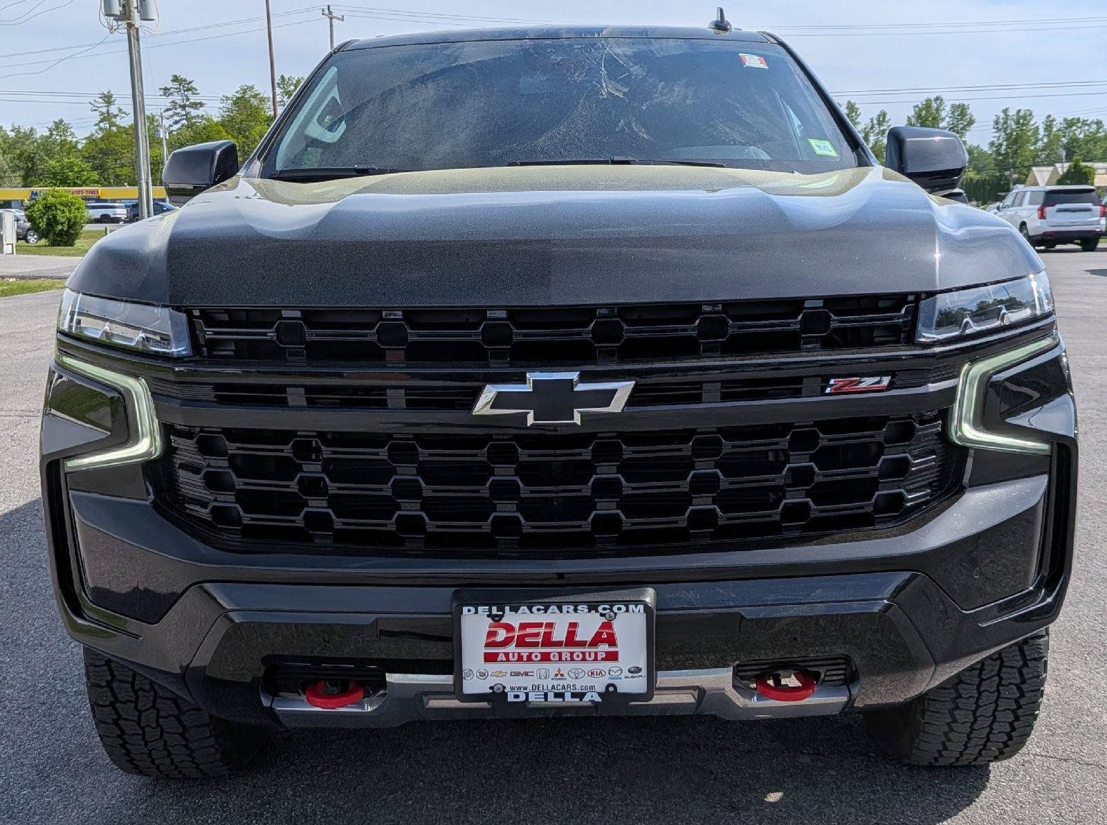 Used 2023 Chevrolet Tahoe Z71 AWD/4WD image 3