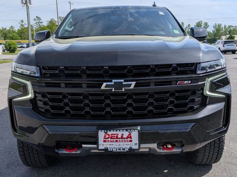 Used 2023 Chevrolet Tahoe Z71 AWD/4WD image 3
