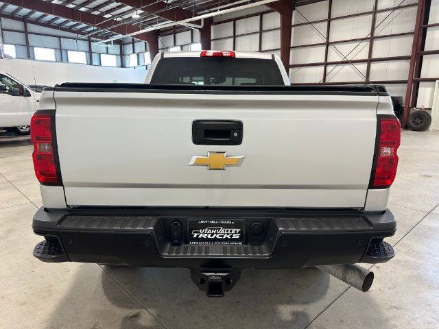 Used 2015 Chevrolet Silverado 2500 LTZ AWD/4WD image 8