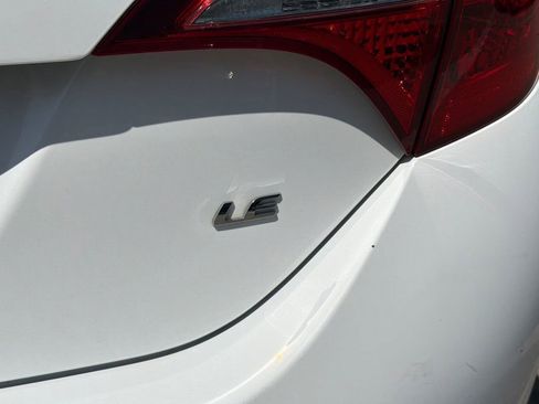 Used 2014 Toyota Corolla LE FWD image 7