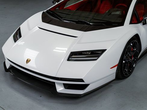 Used 2022 Lamborghini Aventador Countach AWD/4WD image 10