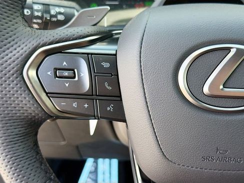 New 2026 Lexus TX 500h AWD image 39