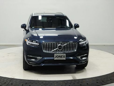 Used 2024 Volvo XC90 B6 Ultimate w/ Protection Package Premier AWD/4WD image 3