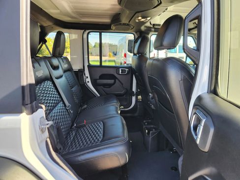 Used 2022 Jeep Wrangler Unlimited Sport image 44