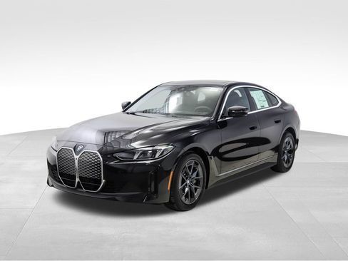 Used 2025 BMW i4 xDrive40i w/ Premium Package image 1