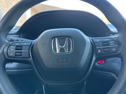 Certified 2025 Honda Accord LX image 24