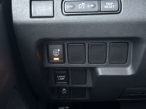 Used 2023 Nissan Frontier SV w/ Technology Package image 25