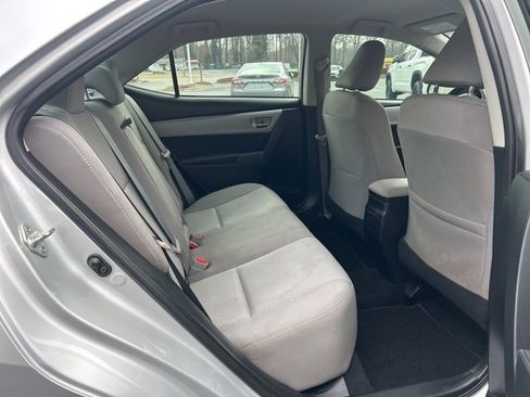 Used 2015 Toyota Corolla LE image 15