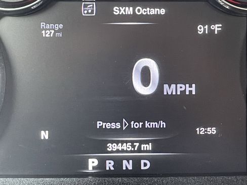 Certified 2020 RAM 1500 Classic SLT w/ Luxury Group image 31