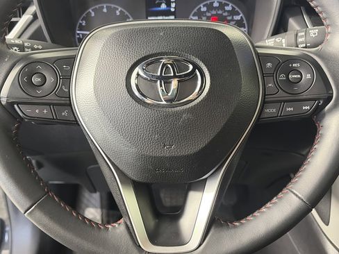 Used 2025 Toyota Corolla Cross AWD Hybrid image 16