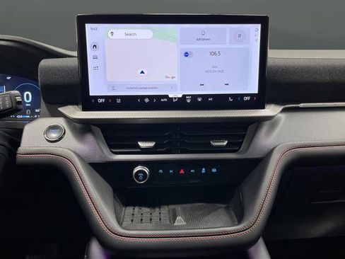 Used 2025 Ford Explorer ST-Line w/ Premium Package image 9