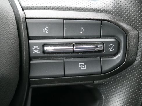 Certified 2023 Chevrolet Colorado W/T image 27