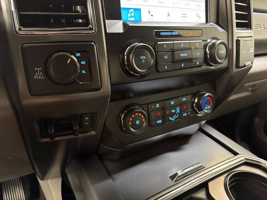 Used 2019 Ford F250 XLT w/ XLT Premium Package AWD/4WD image 21