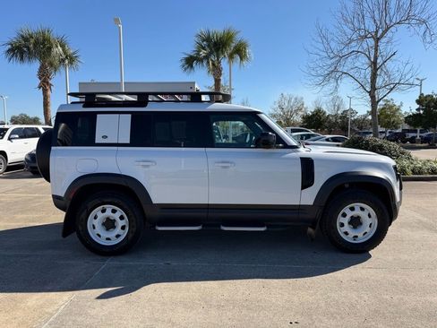 Used 2023 Land Rover Defender 110 S image 6