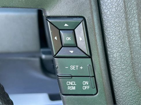 Used 2014 Ford F150 XLT w/ Equipment Group 302A Luxury image 22